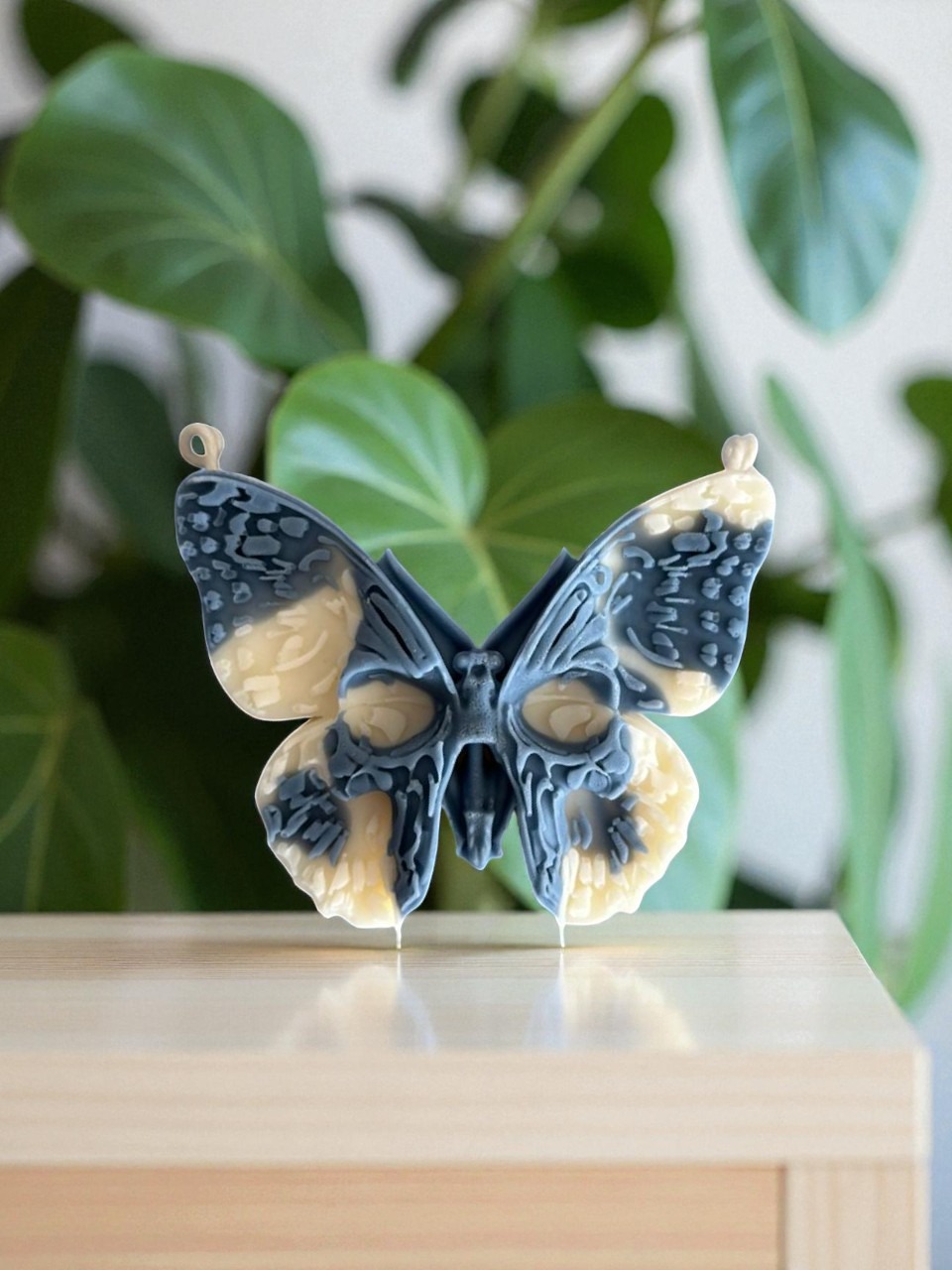 P008 - Mariposa Calavera